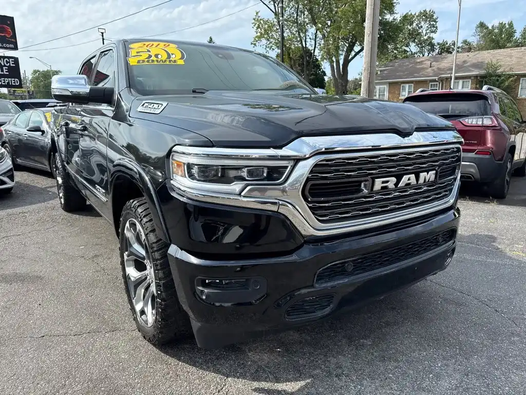2019 RAM 1500 Limited 4WD Crew Cab 5'7's photo