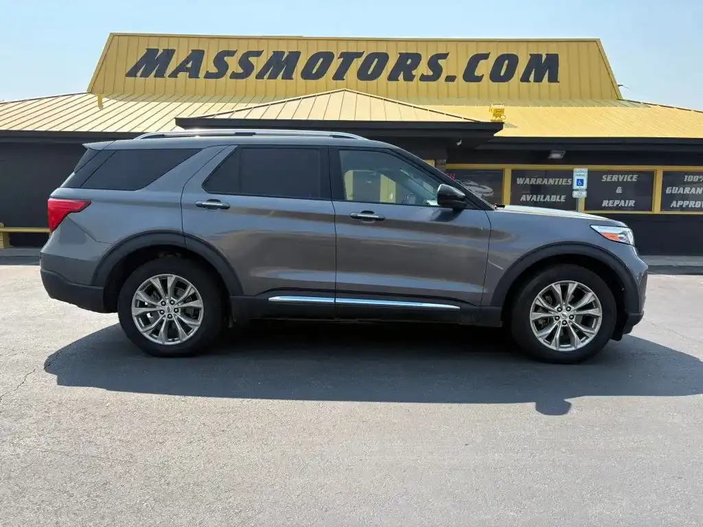 2024 Ford Explorer Limited 4WD's photo