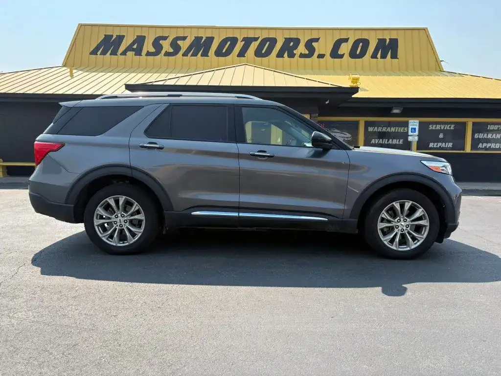 2024 Ford Explorer Limited 4WD's photo