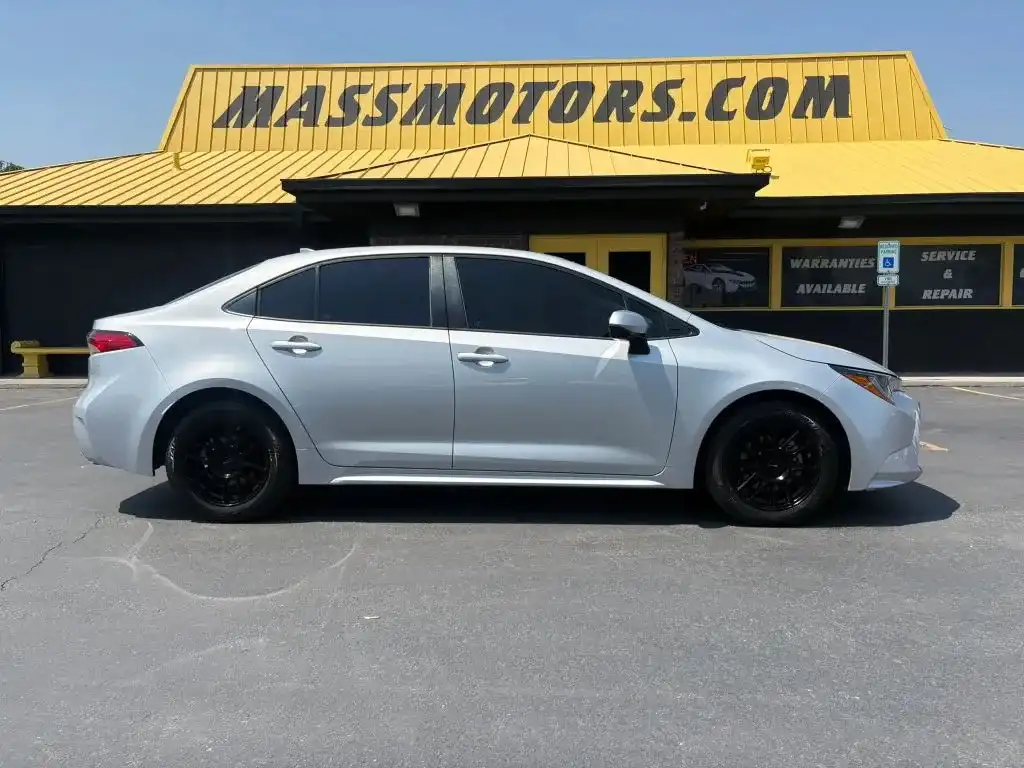 2020 Toyota Corolla LE AT's photo