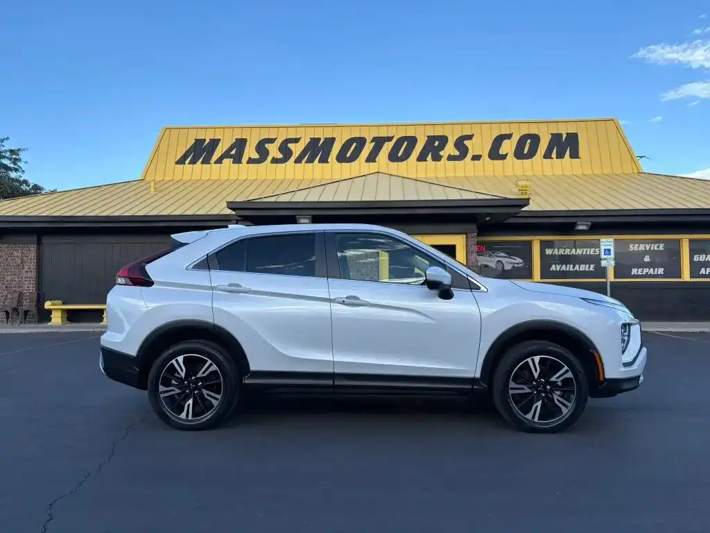 2025 Mitsubishi Eclipse Cross SE S-AWC's photo