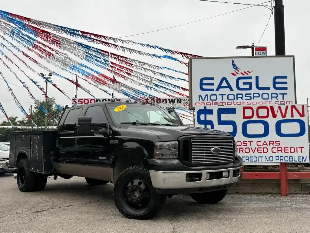 2006 Ford F-350 Lariat 4x4 Crew Cab SWB DRW's photo
