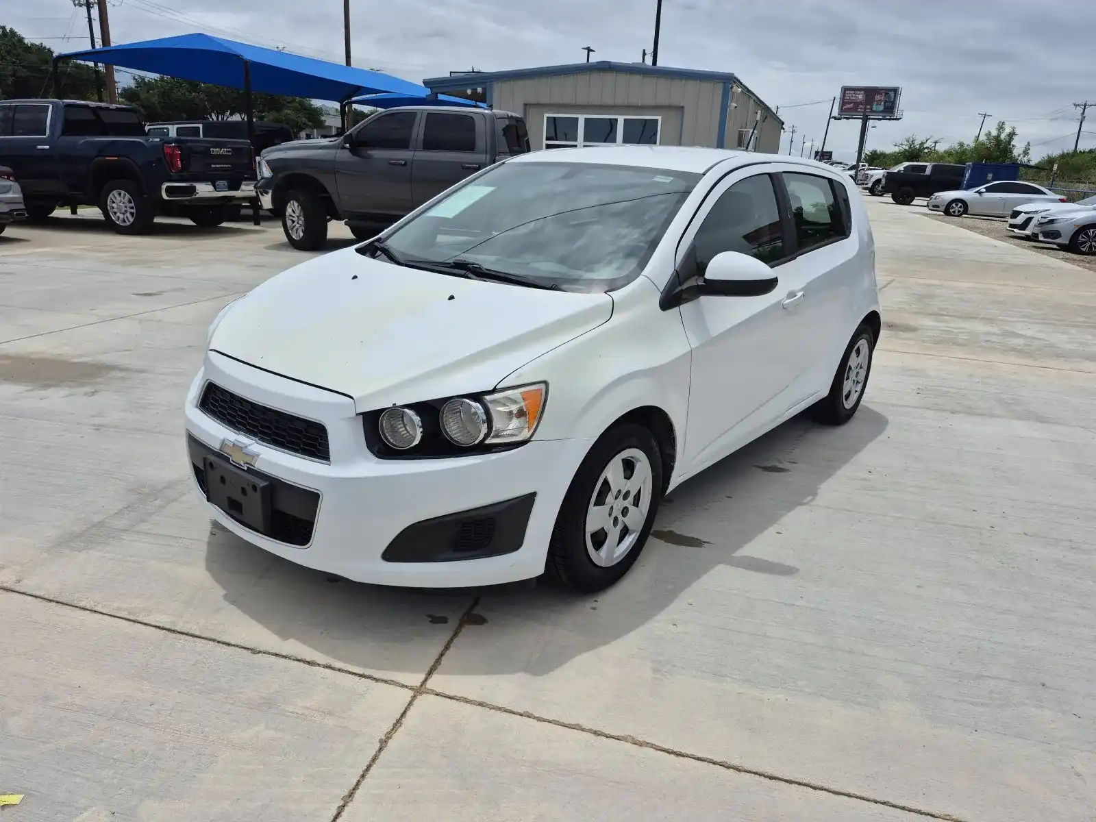 2016 Chevrolet Sonic LS Auto 5dr's photo
