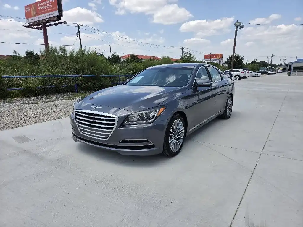 2016 Hyundai Genesis 3.8 RWD's photo