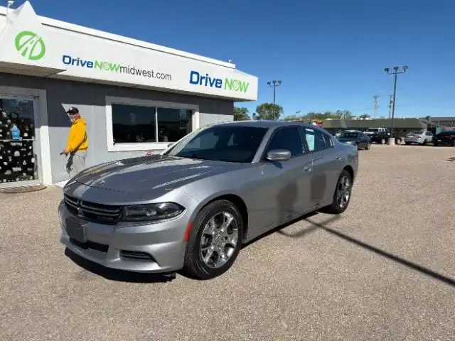 2015 Dodge Charger SE AWD's photo