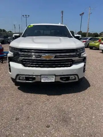 2020 Chevrolet Silverado 1500 High Country 4X4 Crew Cab Short Box's photo