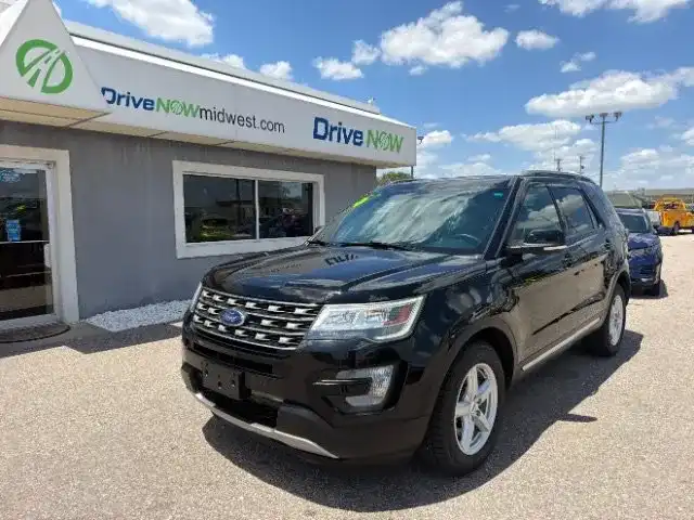 2016 Ford Explorer XLT 4WD's photo