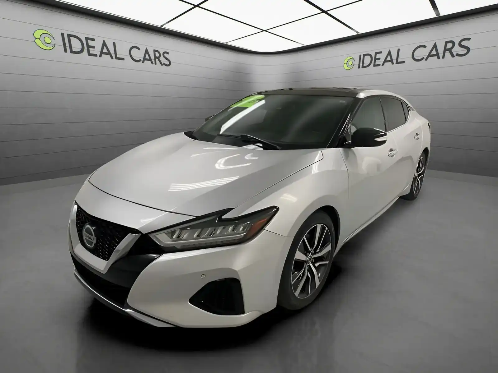 2020 Nissan Maxima SL's photo