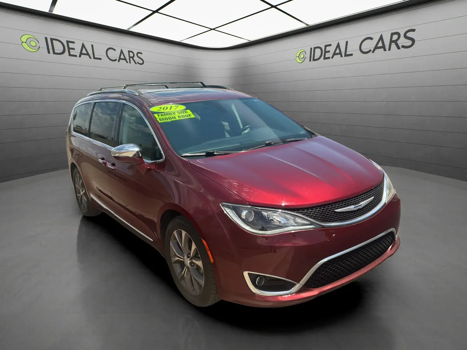 2017 Chrysler Pacifica Limited photo 3