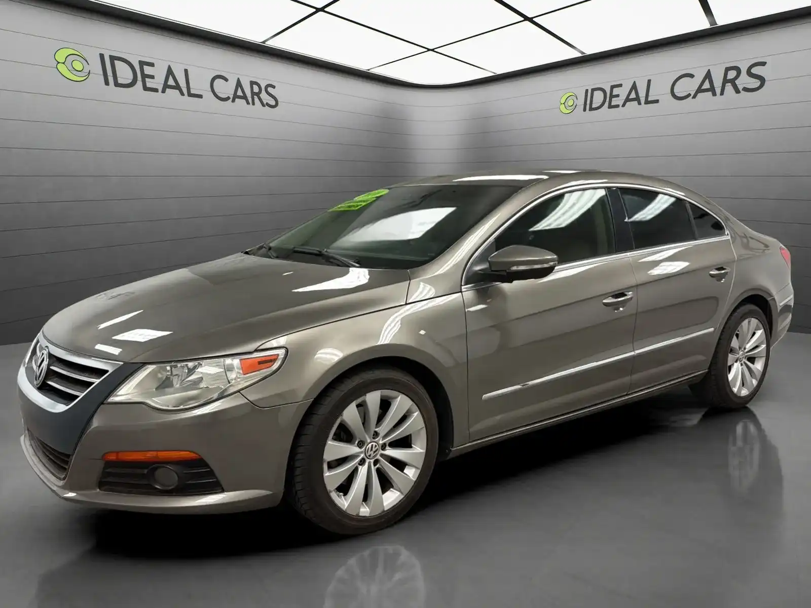 2010 Volkswagen CC Tiptronic Sport's photo