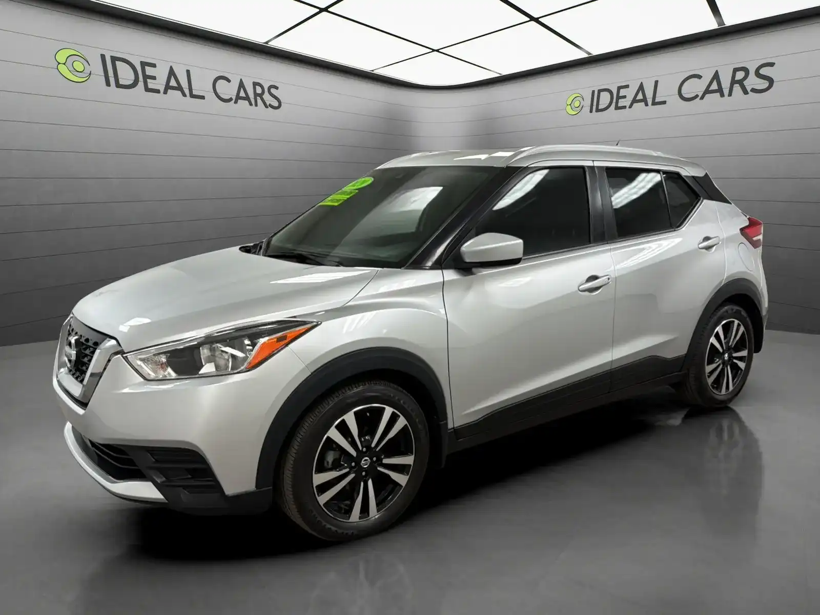 2020 Nissan Kicks 1.6 SV's photo