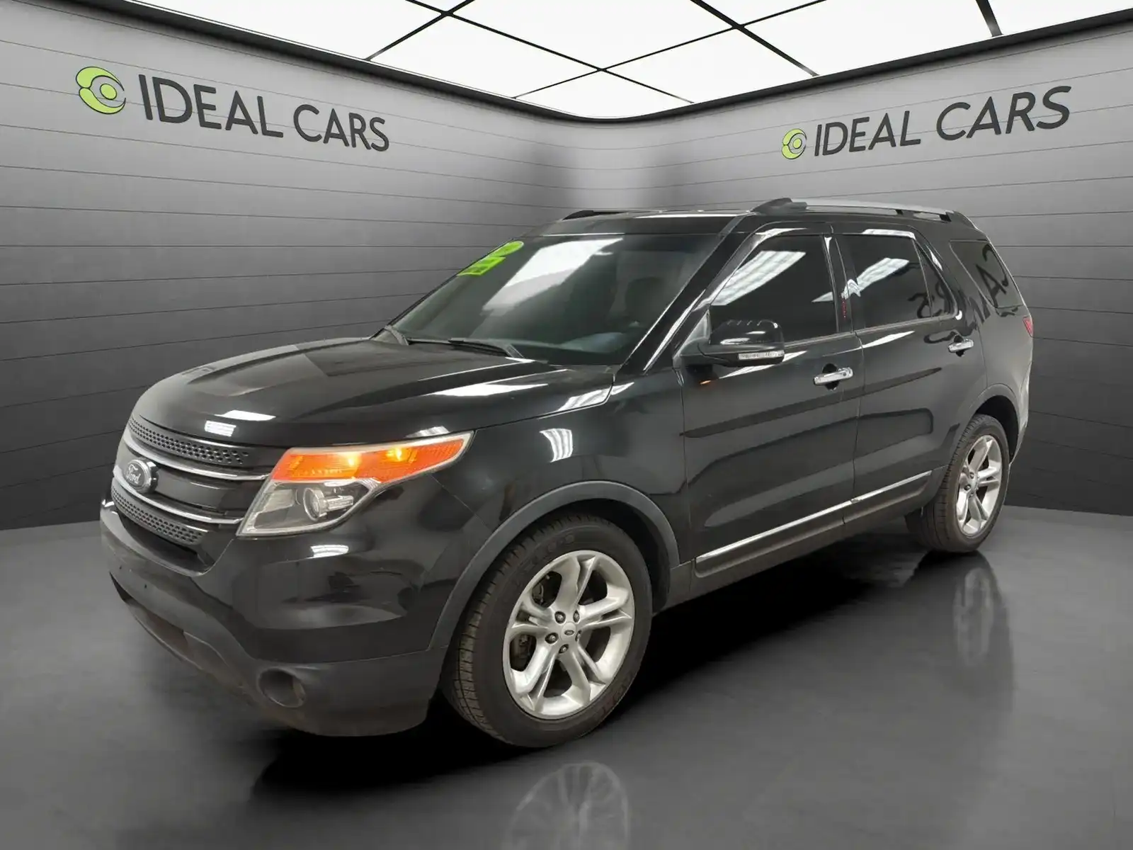 2014 Ford Explorer Limited's photo