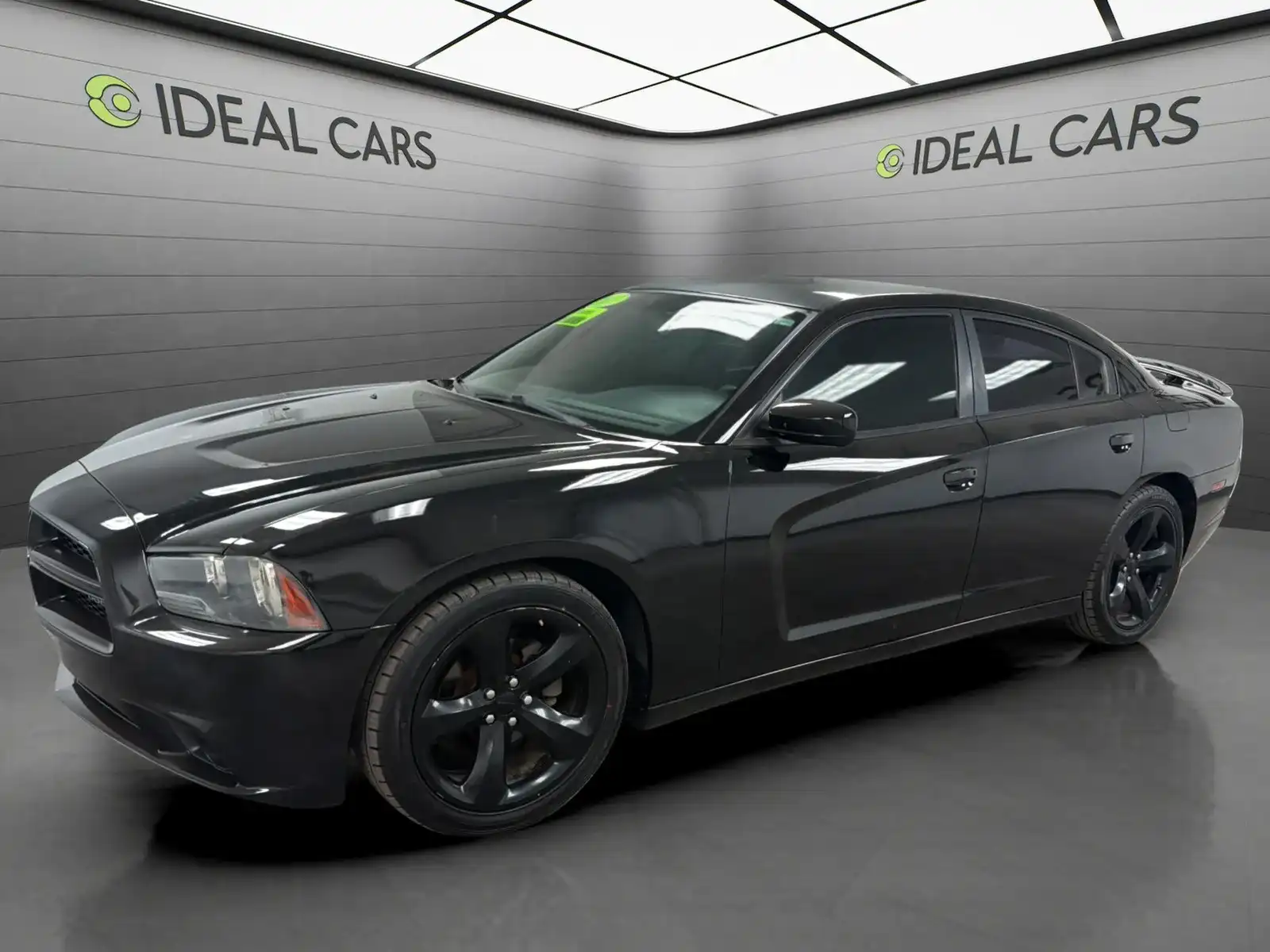 2013 Dodge Charger SXT's photo