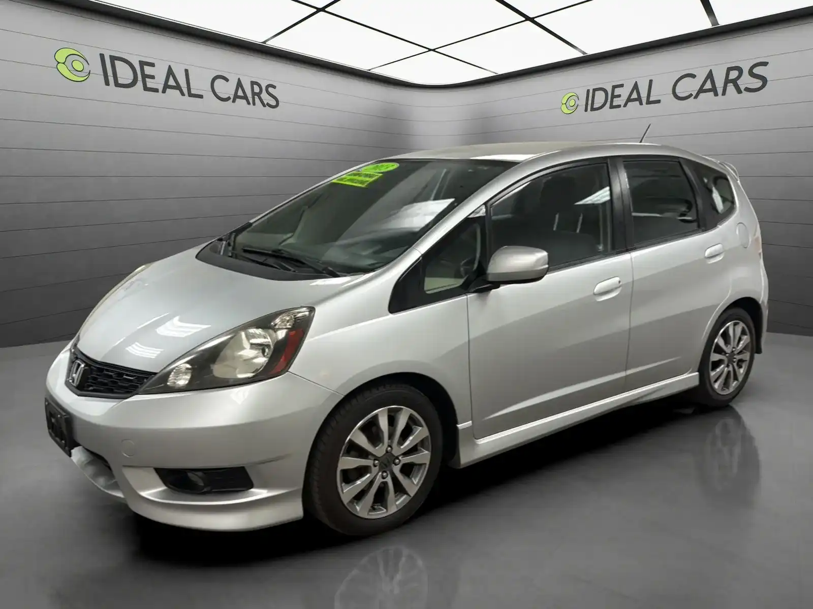 2013 Honda Fit Sport Auto's photo