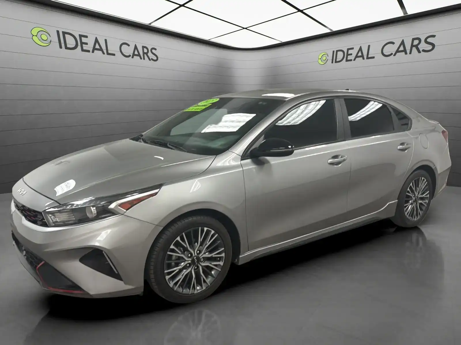2023 Kia Forte GT-Line AT's photo