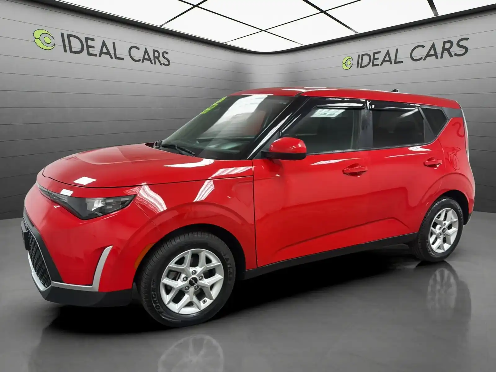 2023 Kia Soul 2.0 LX IVT's photo