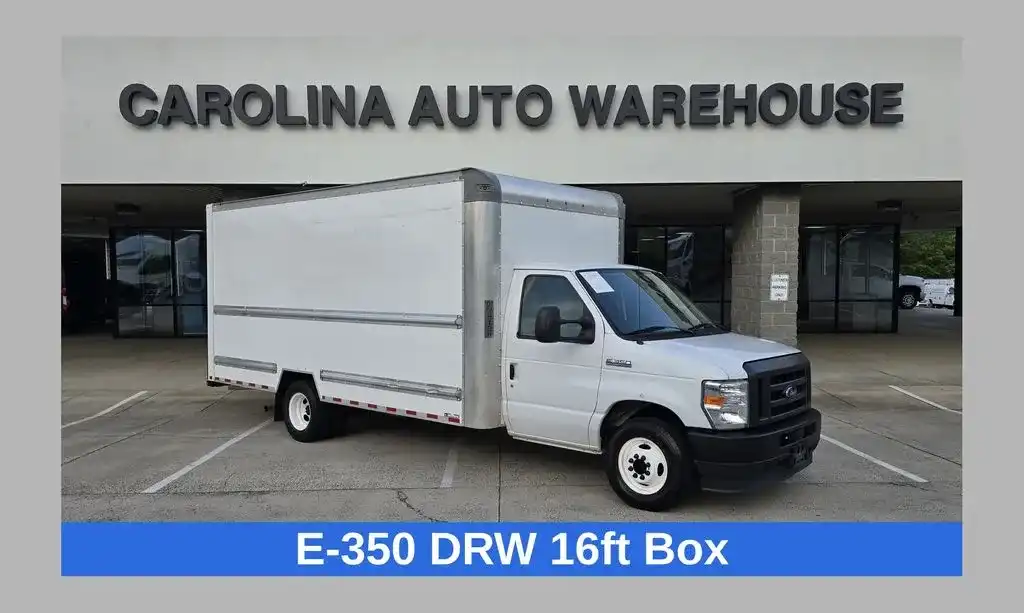 2021 Ford E-Series SRW E-350 Super Duty 138 in WB's photo