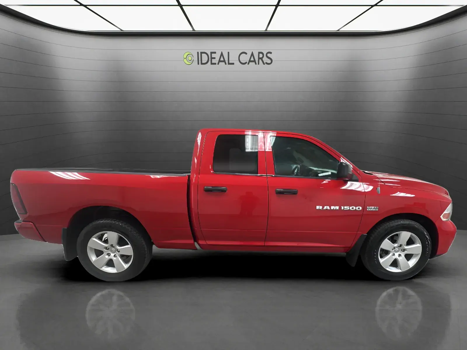 2012 RAM 1500 Express Quad Cab photo 4