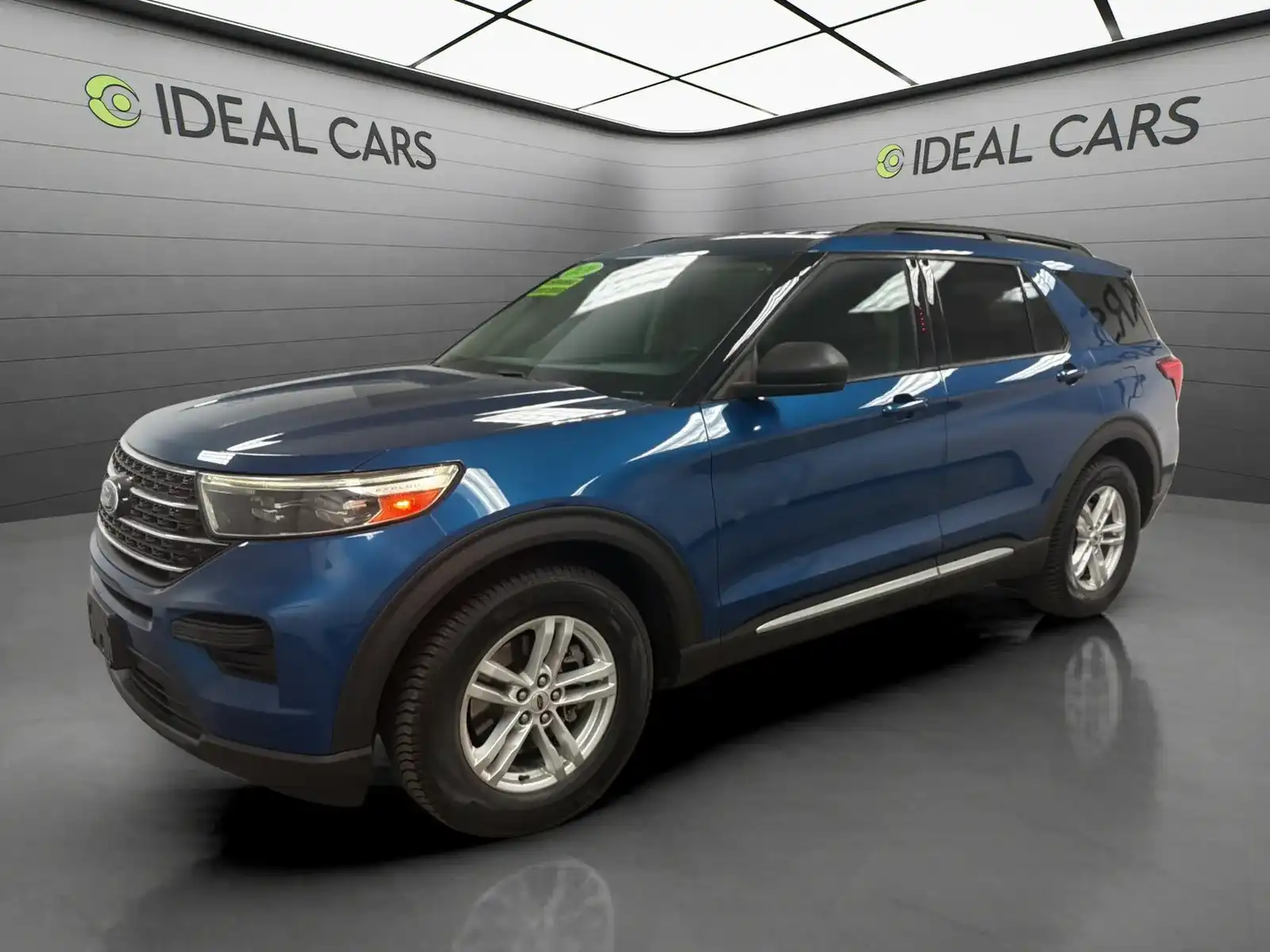 2020 Ford Explorer XLT RWD's photo