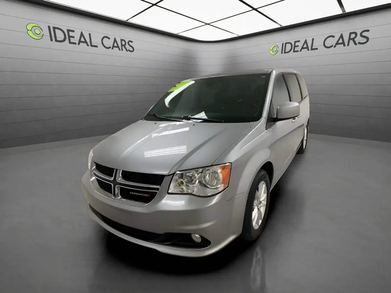 2020 Dodge Grand Caravan SE Plus's photo