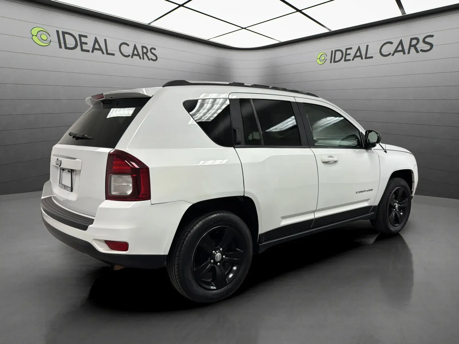 2016 Jeep Compass Sport photo 5