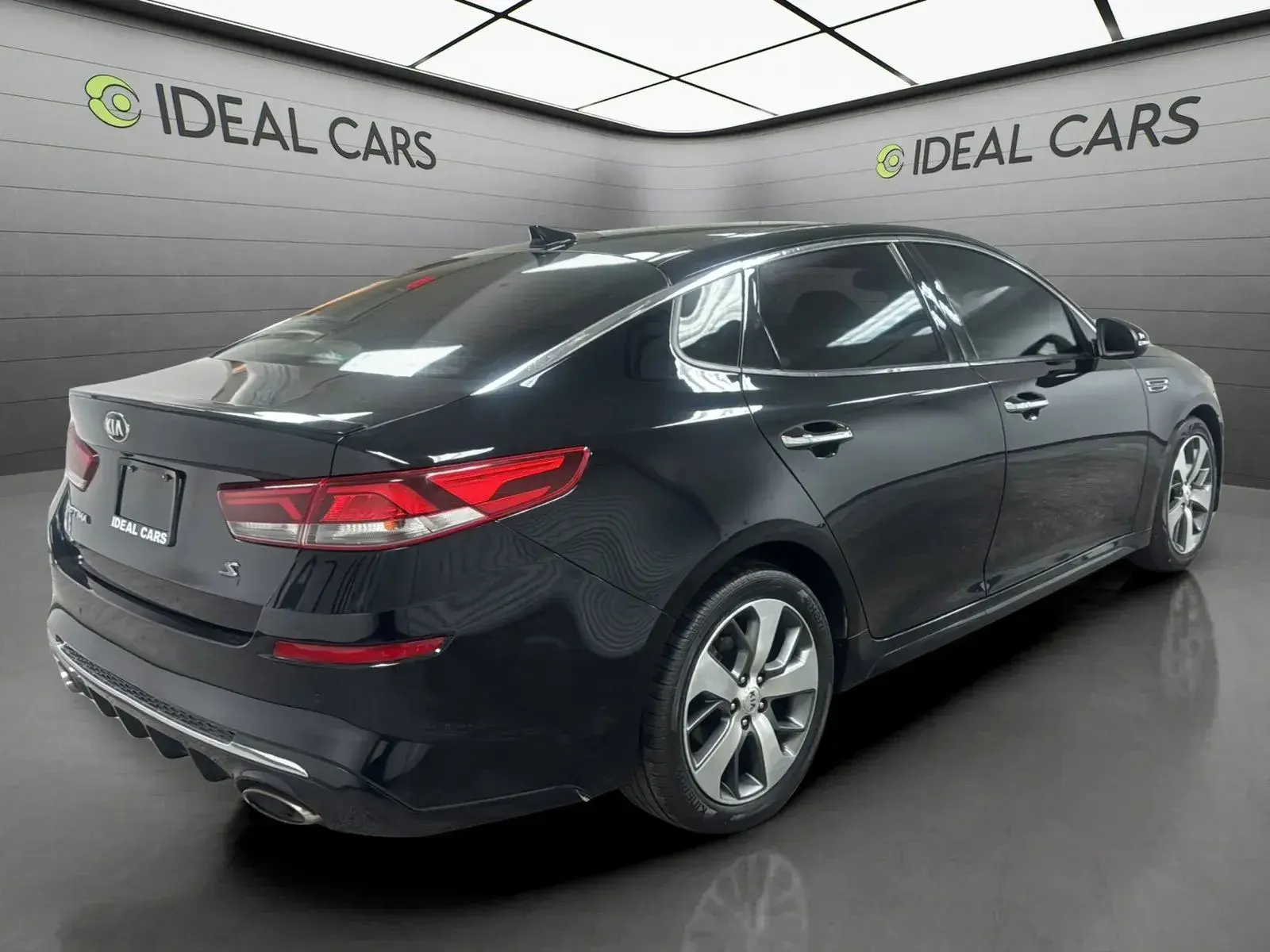 2019 Kia Optima S AT photo 5