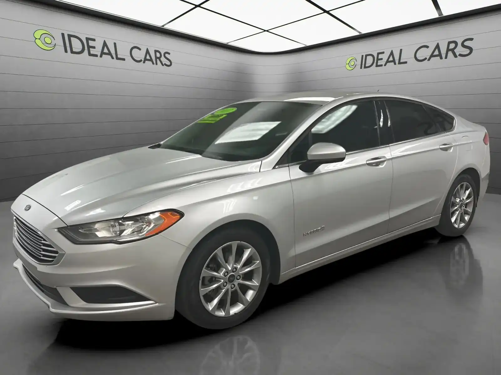 2017 Ford Fusion S's photo