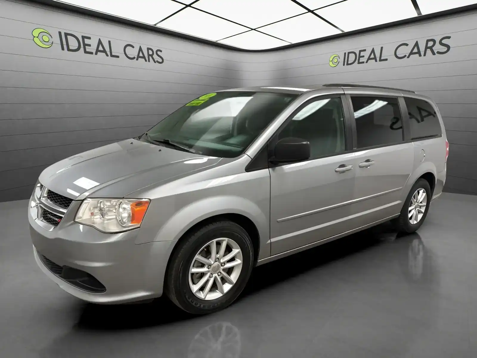 2014 Dodge Grand Caravan SXT's photo