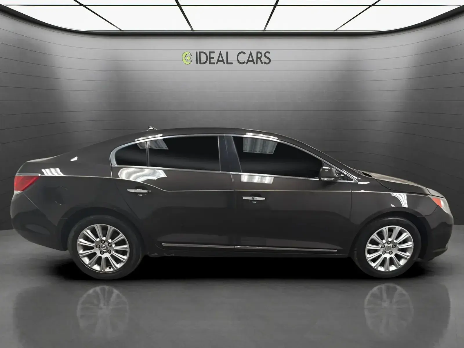 2013 Buick LaCrosse Leather photo 4
