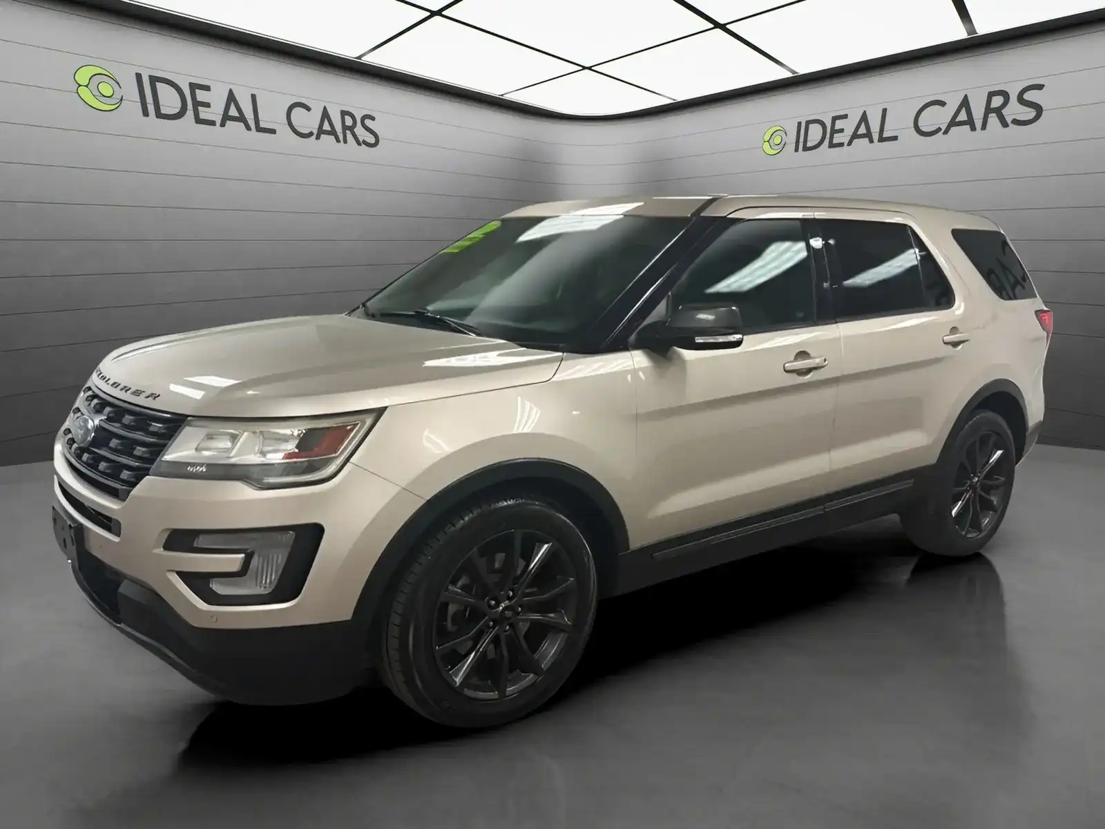 2017 Ford Explorer XLT FWD's photo