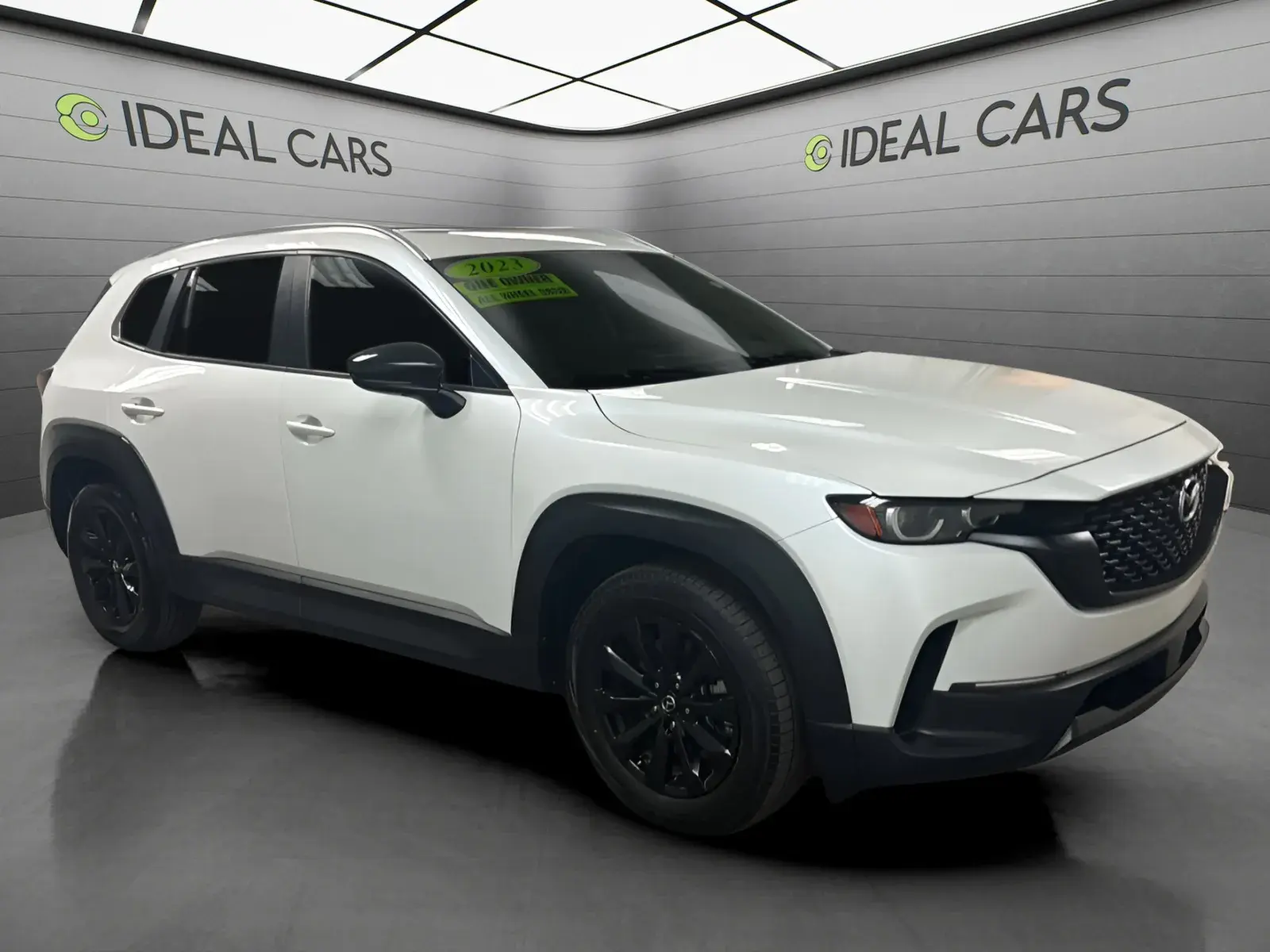 2023 Mazda CX-50 2.5 Preferred Plus S photo 3