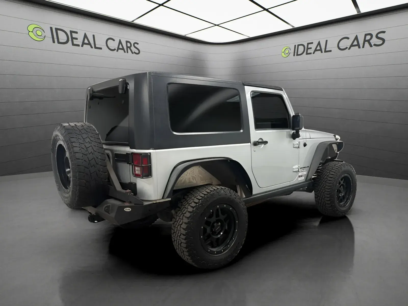 2010 Jeep Wrangler Rubicon photo 5