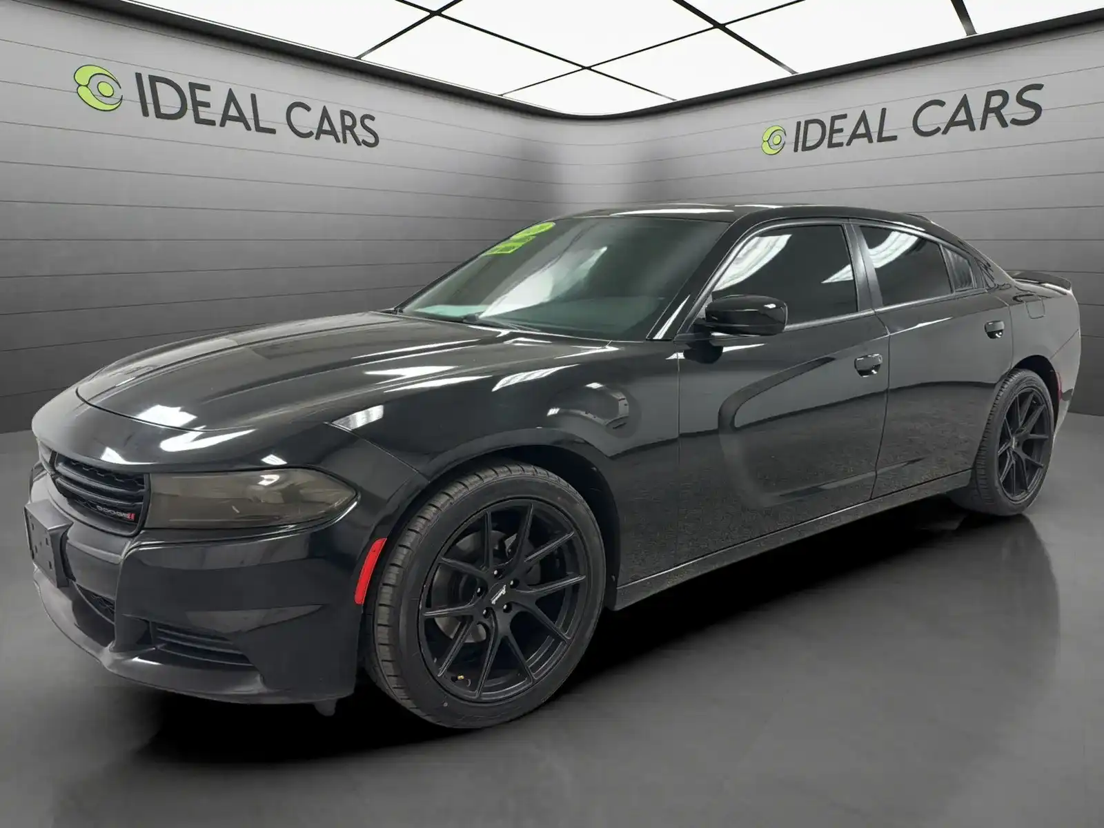 2020 Dodge Charger SXT's photo