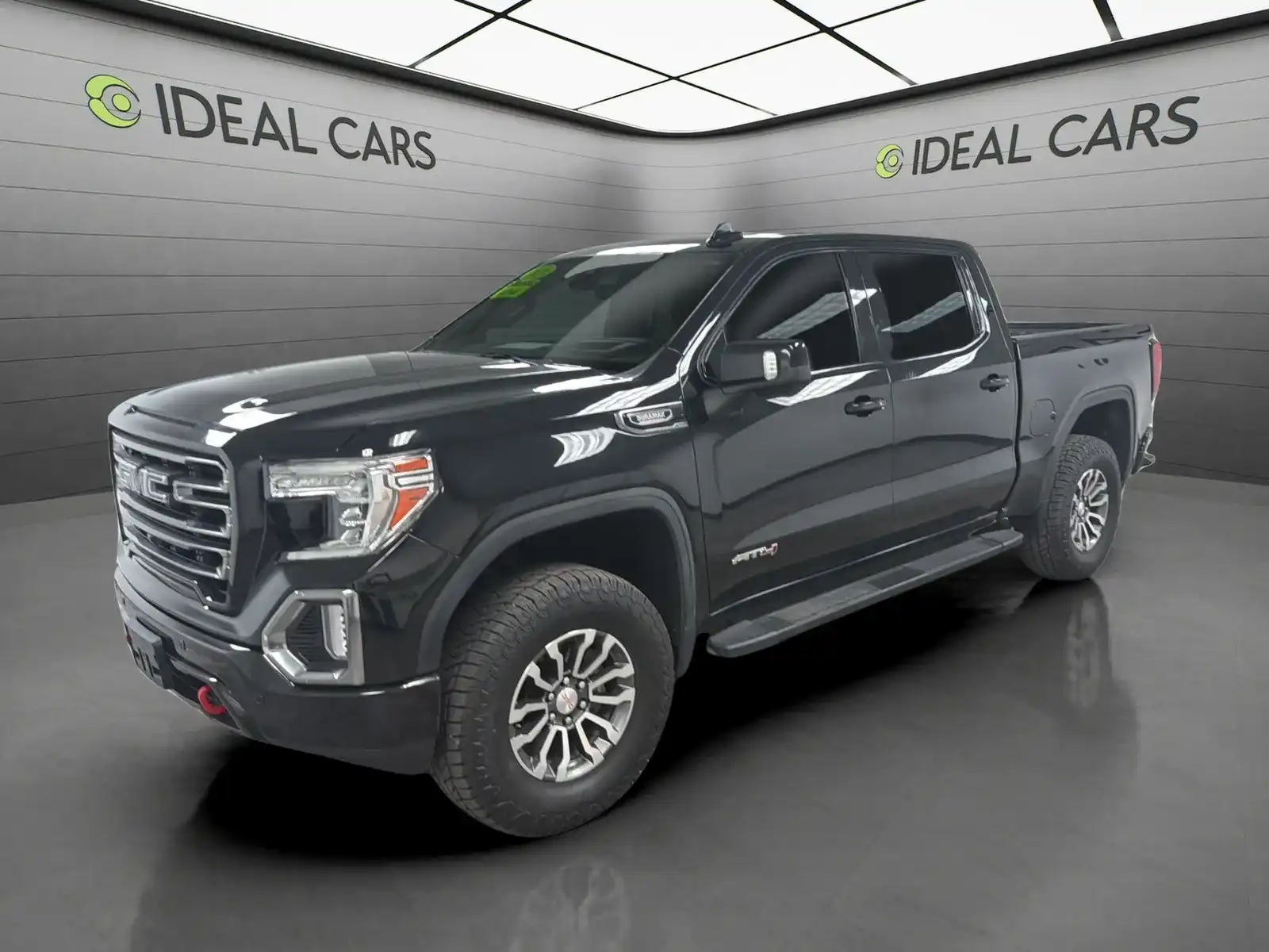 2020 GMC Sierra 4WD Crew Cab Short Box AT4's photo