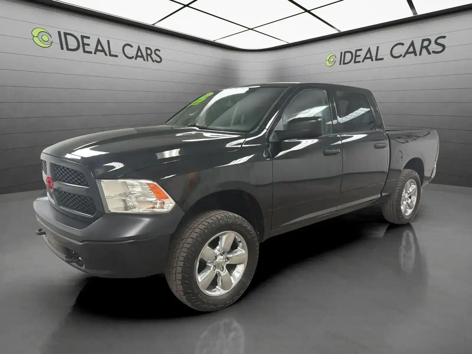 2015 RAM 1500 Tradesman 4WD Crew Cab's photo