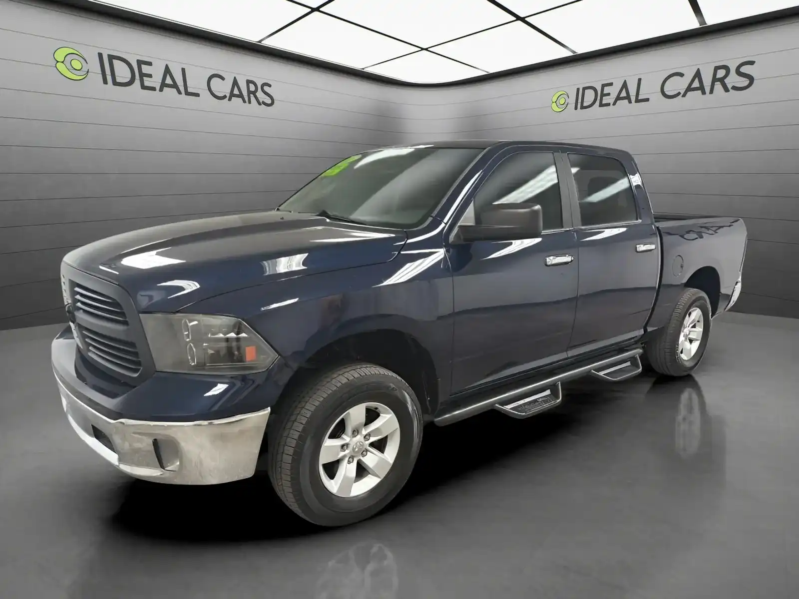 2015 RAM 1500 Big Horn/Lone Star 4WD Crew Cab's photo