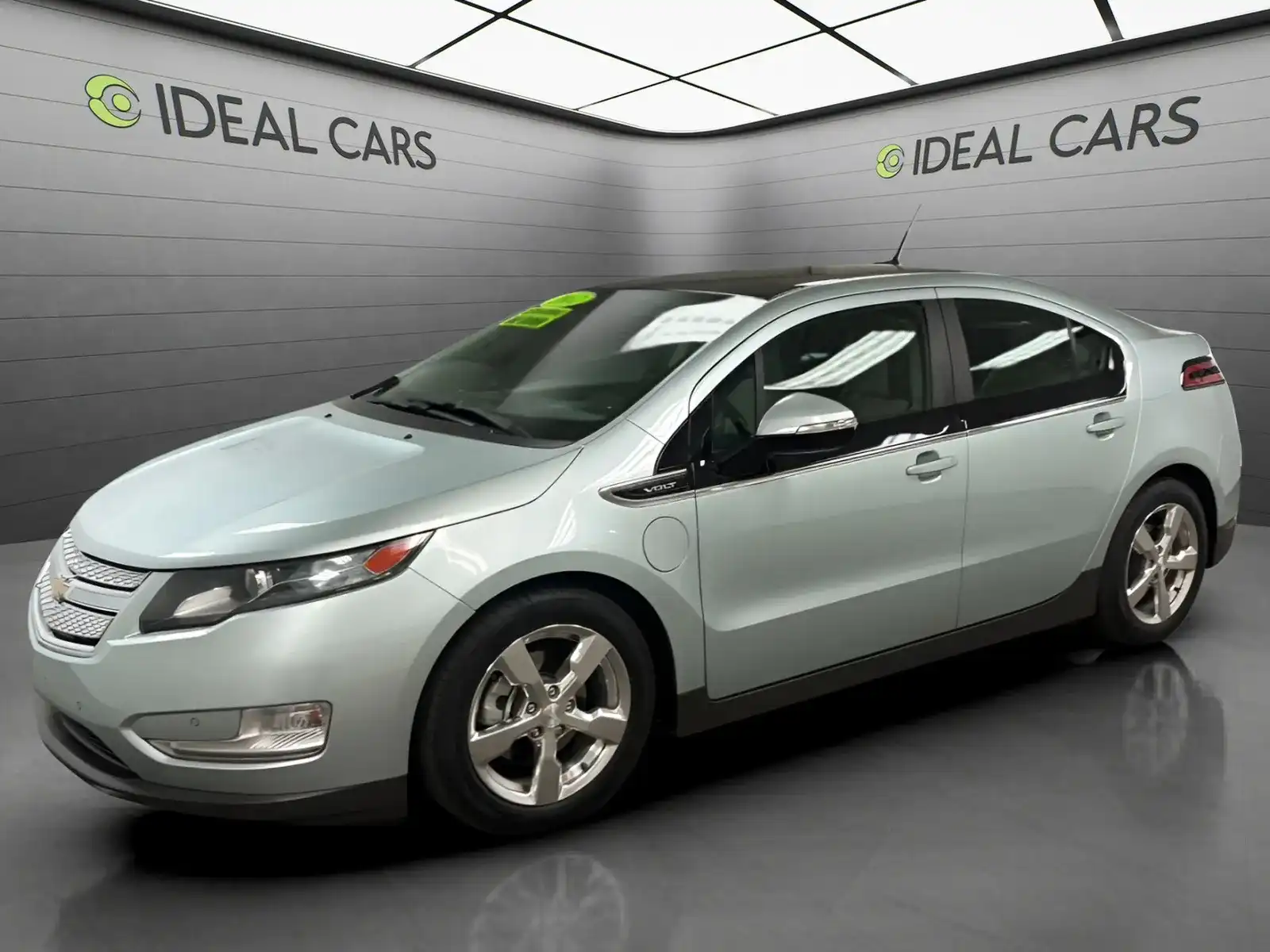2012 Chevrolet Volt Base's photo