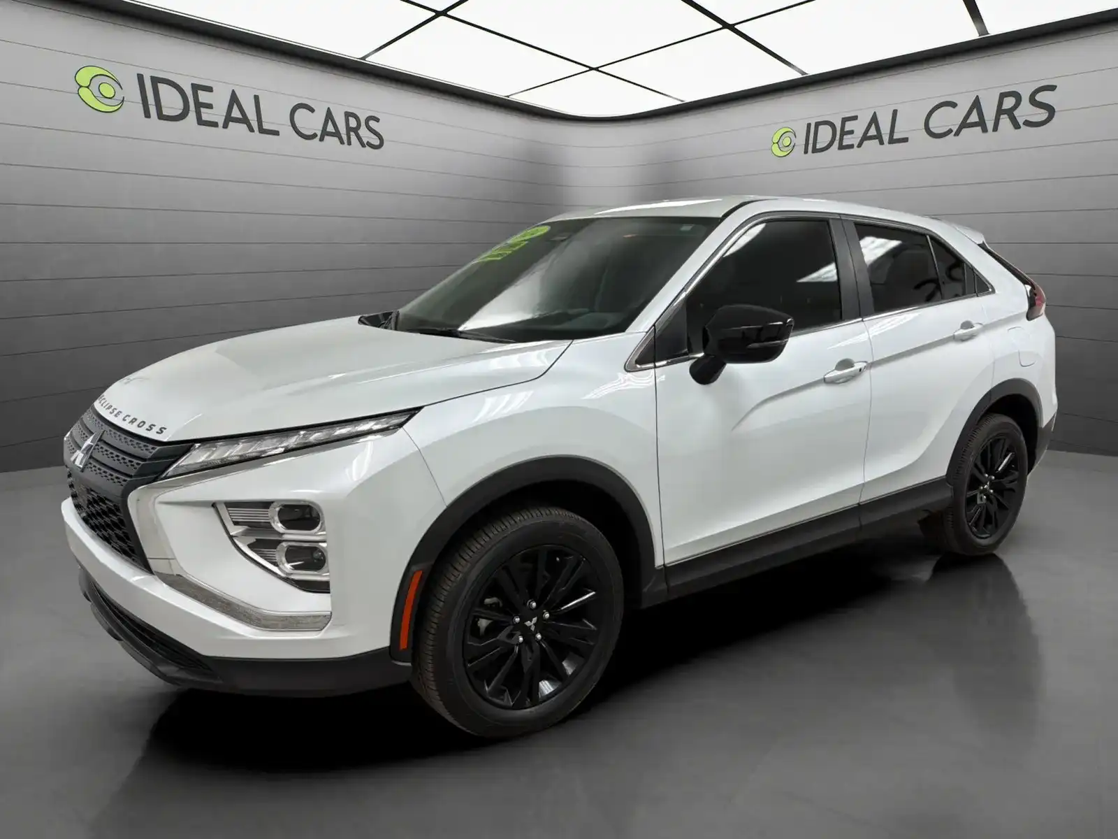 2024 Mitsubishi Eclipse Cross LE S-AWC's photo