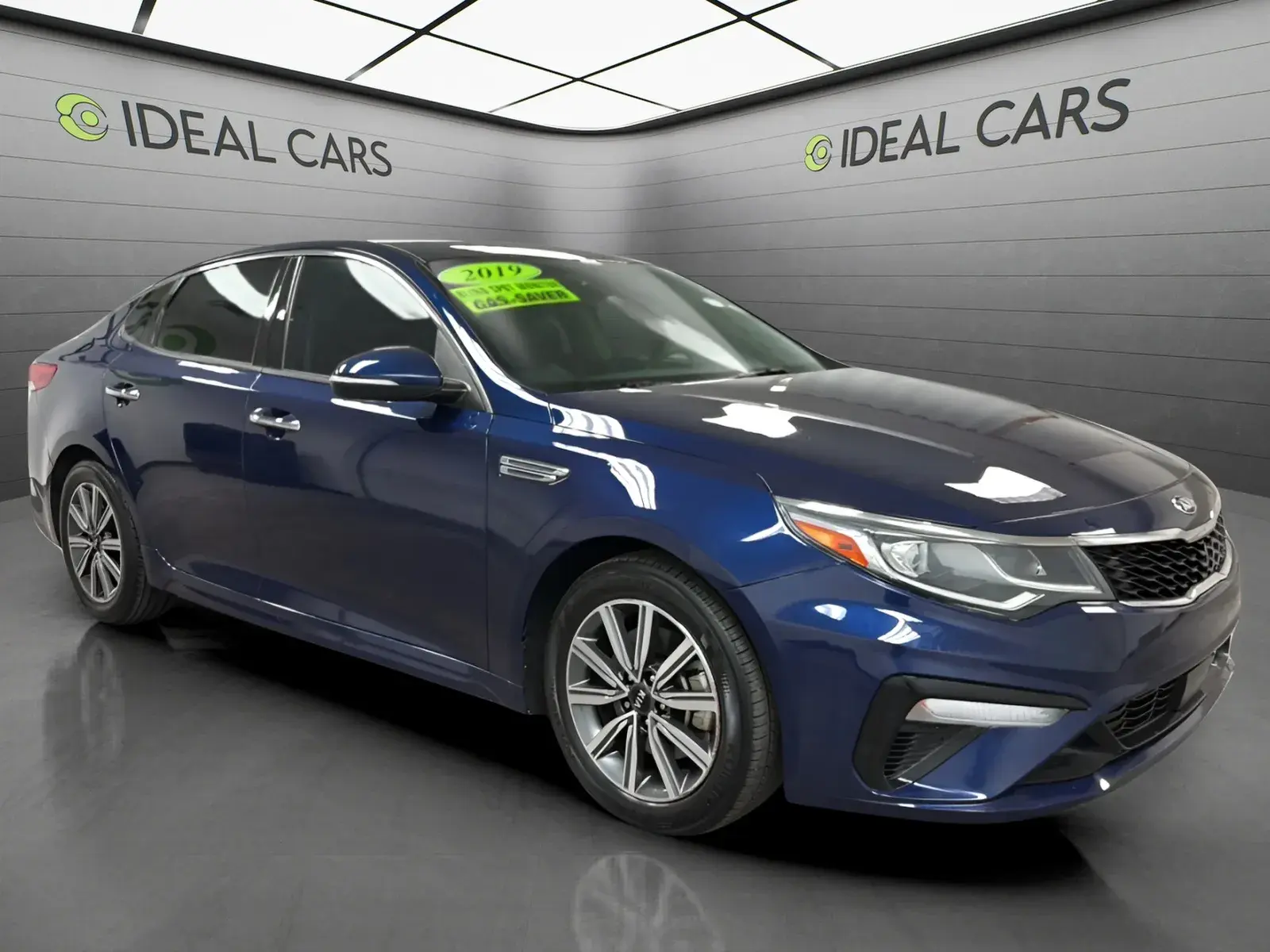 2019 Kia Optima EX Auto photo 3