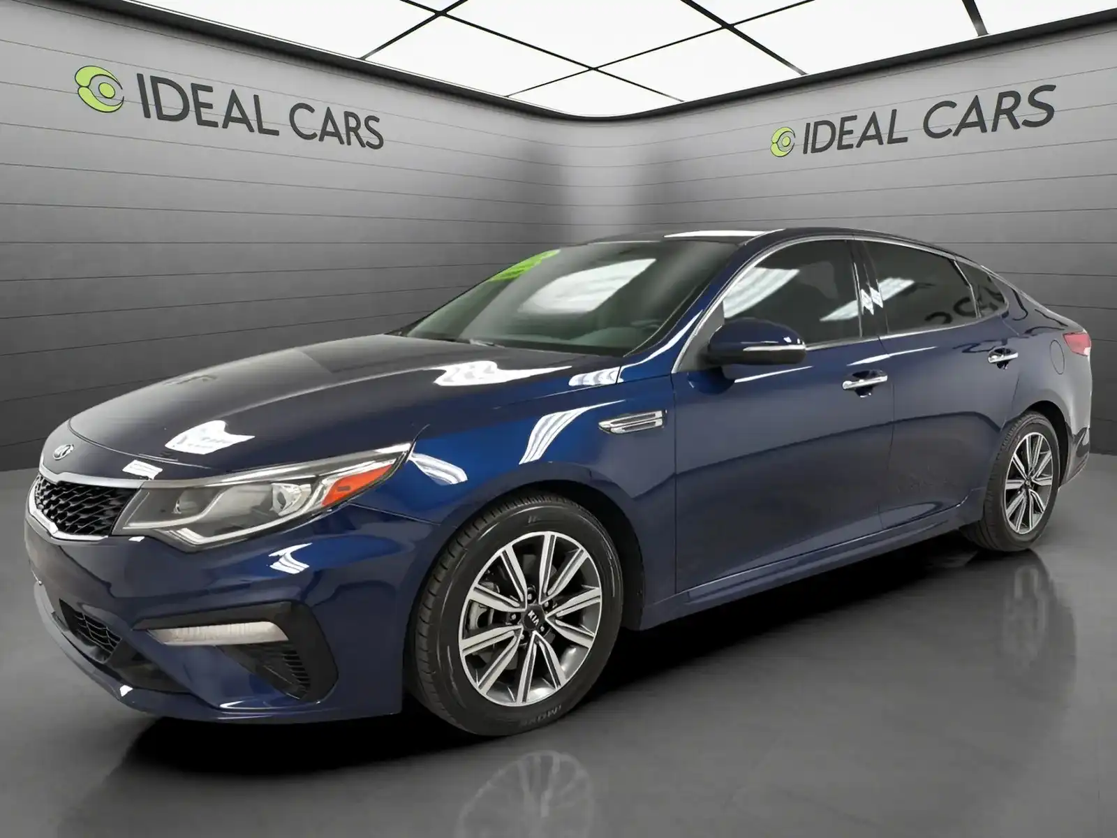 2019 Kia Optima EX Auto's photo
