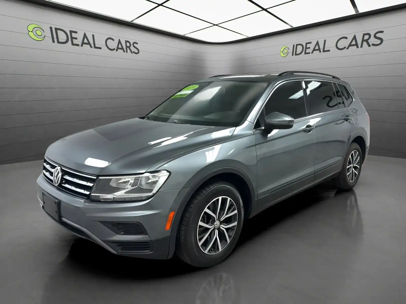 2019 Volkswagen Tiguan 2.0T SE's photo