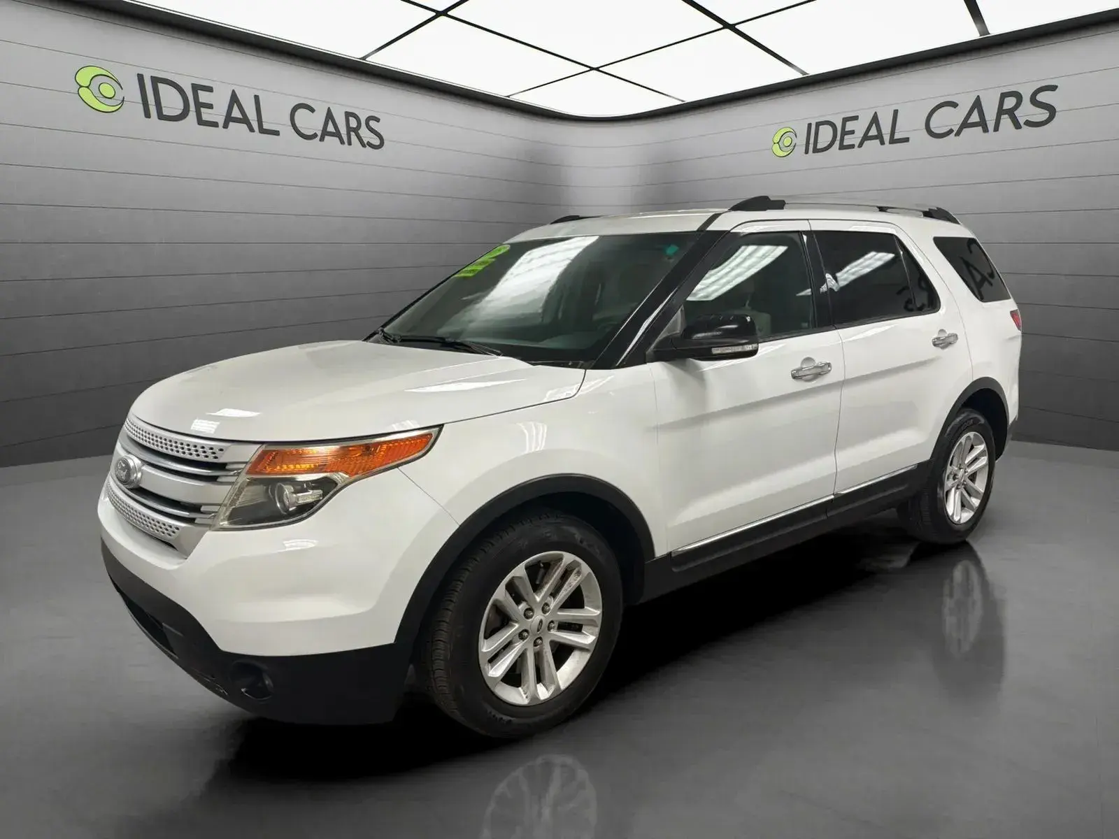 Vehicle Image 1
