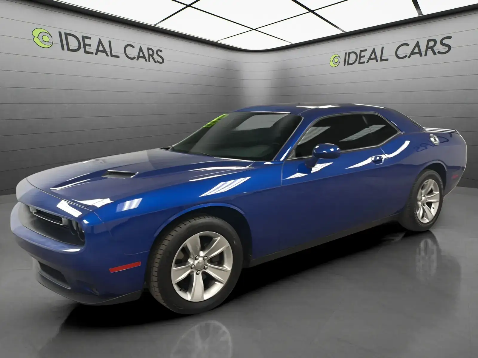 2021 Dodge Challenger SXT Auto photo 1