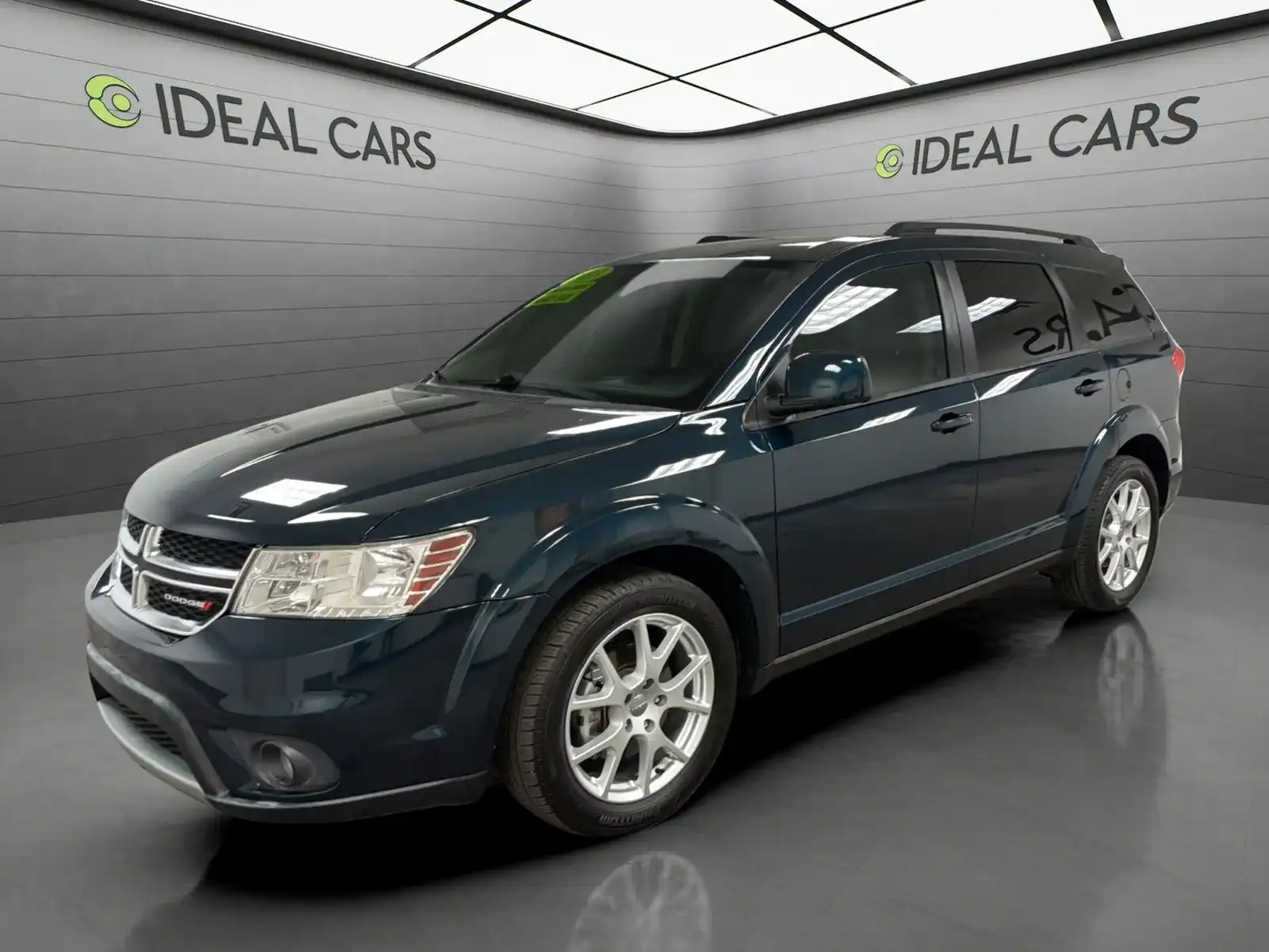2013 Dodge Journey SXT FWD's photo