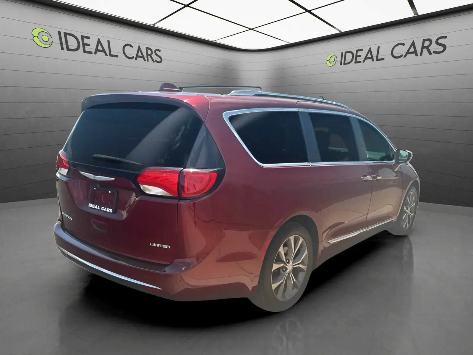 2017 Chrysler Pacifica Limited photo 5