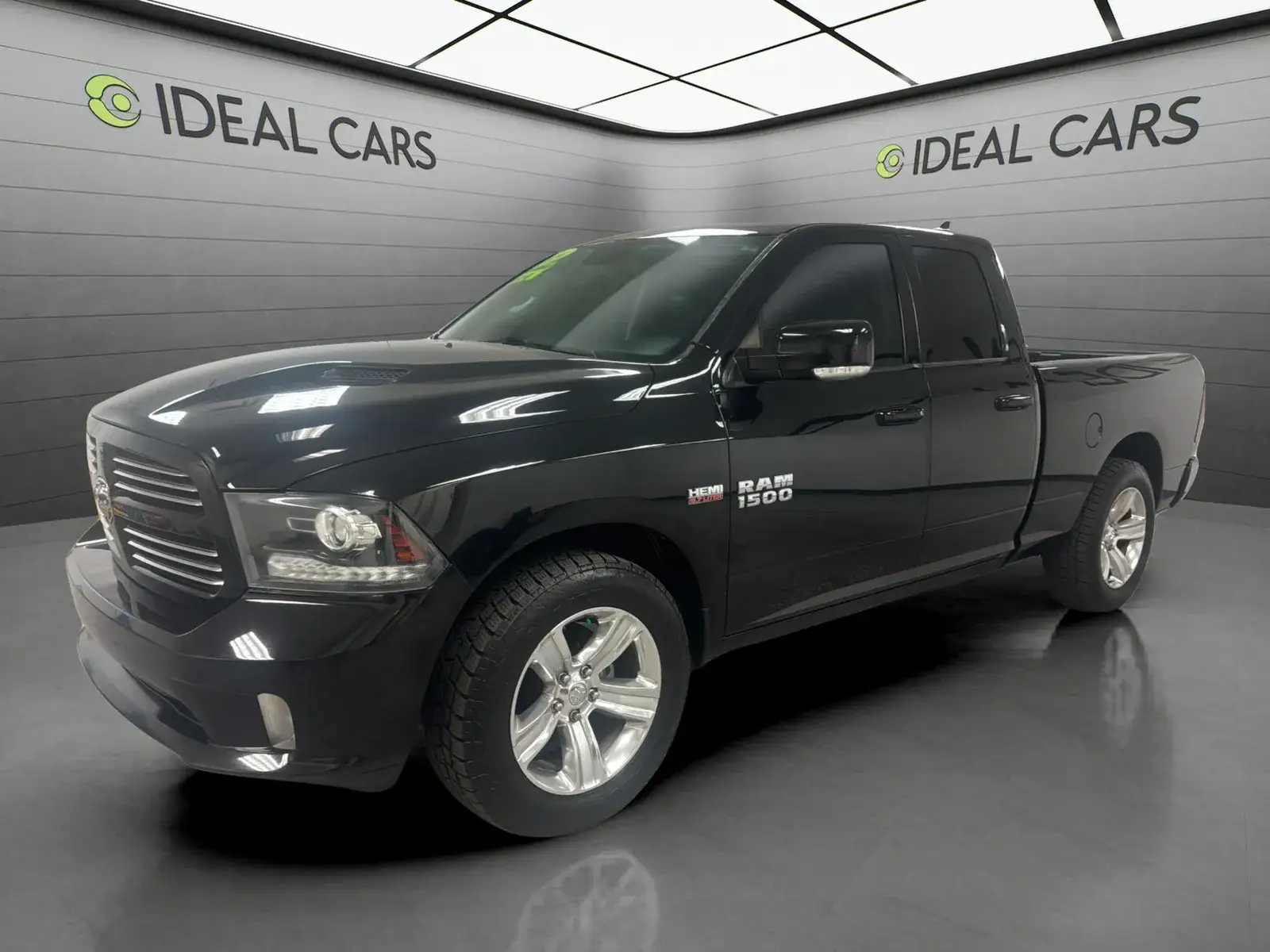 2014 RAM 1500 Sport 4x4 Quad Cab photo 1
