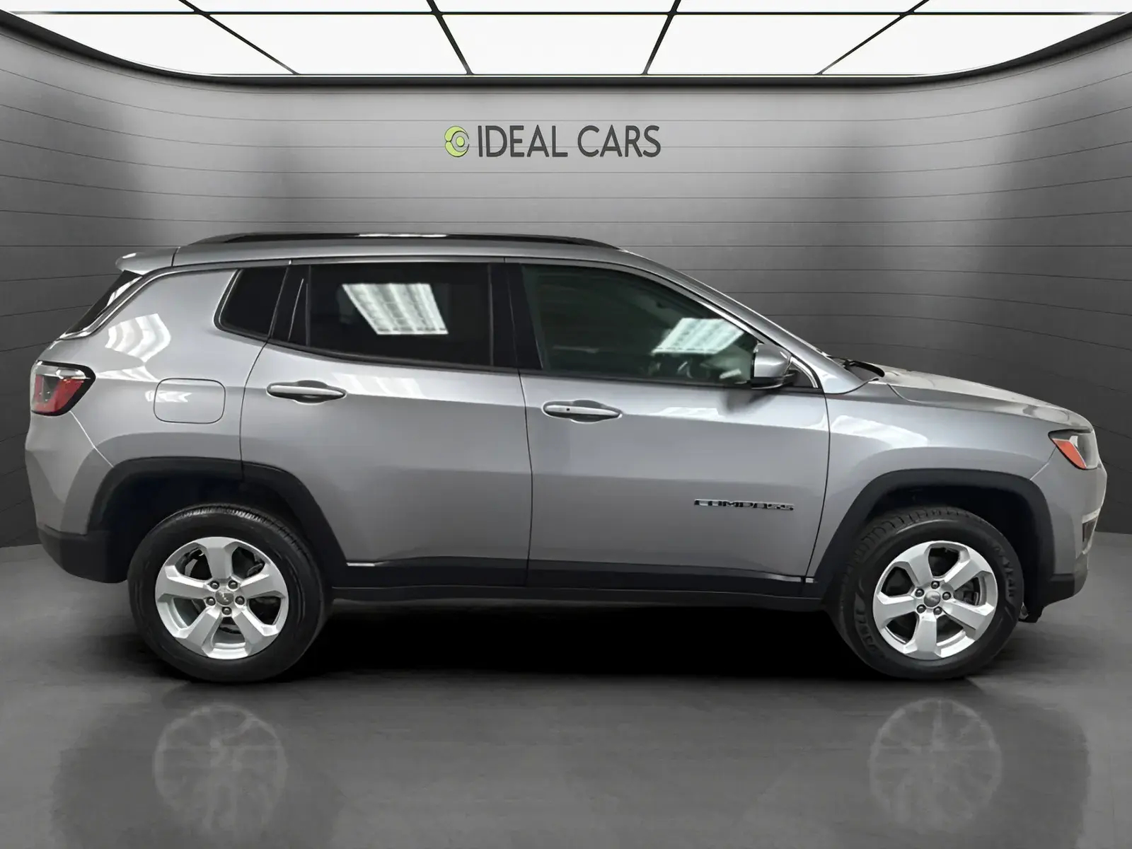 2018 Jeep Compass Latitude 4WD photo 4