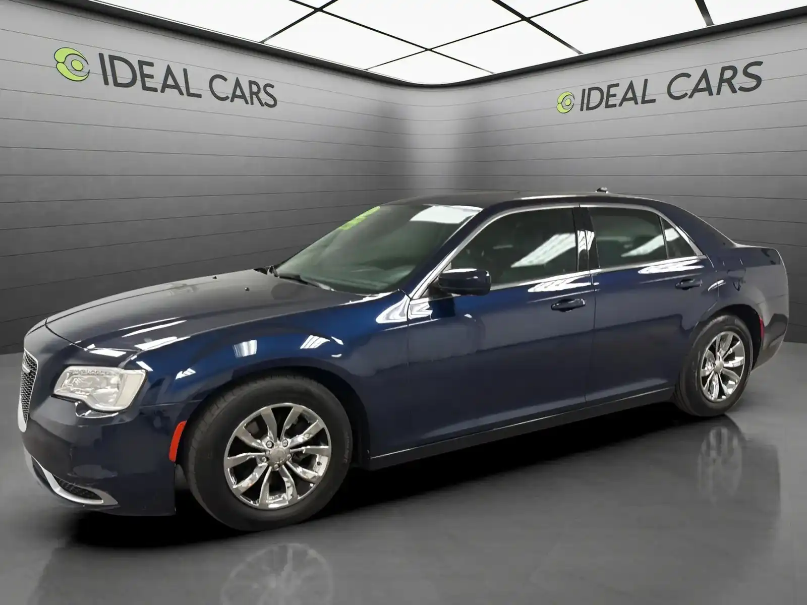 2016 Chrysler 300 Limited's photo