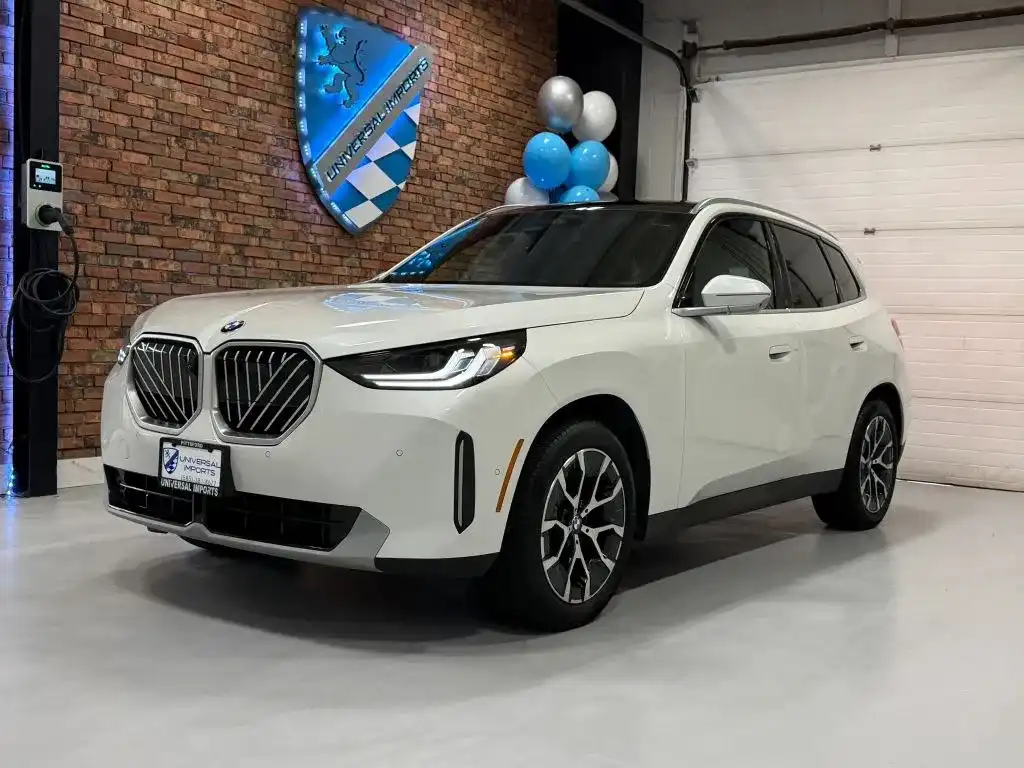 2026 BMW X3 30 XDRIVE's photo