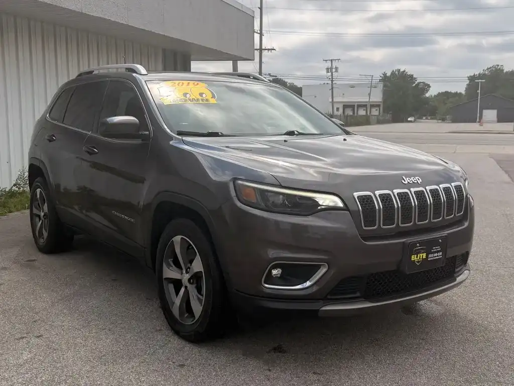 2019 Jeep Cherokee Limited 4X4's photo